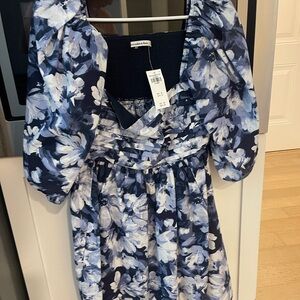 NWT The A&F Emerson Poplin Puff Sleeve Mini Dress